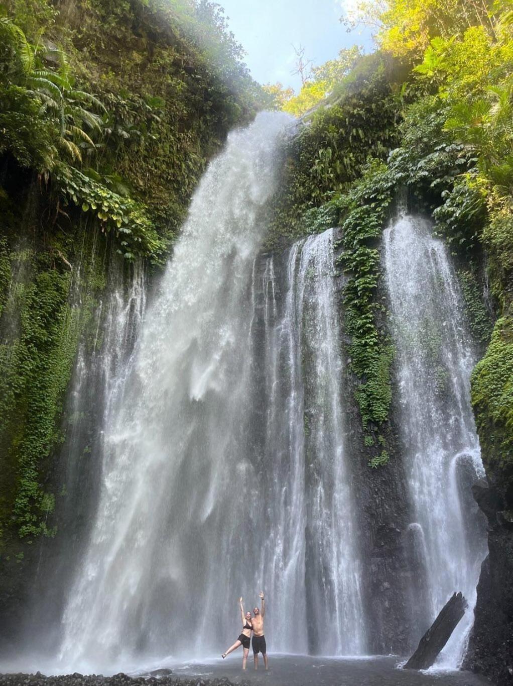 Tatasya Homestay Senaru Bagian luar foto