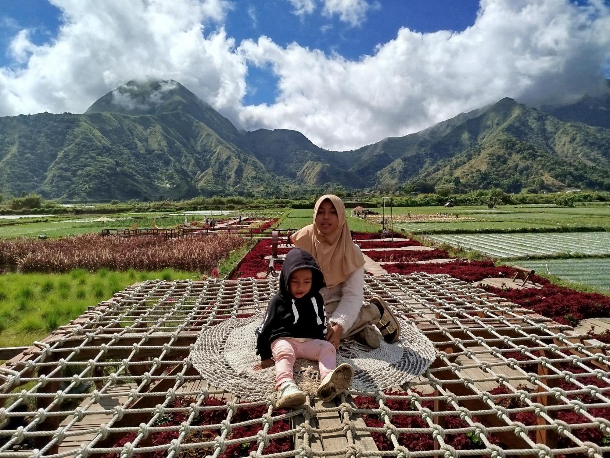 Tatasya Homestay Senaru Bagian luar foto